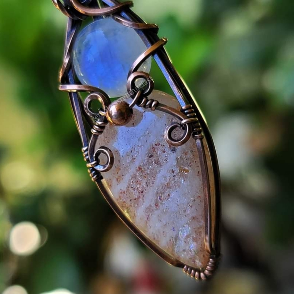 Pendant